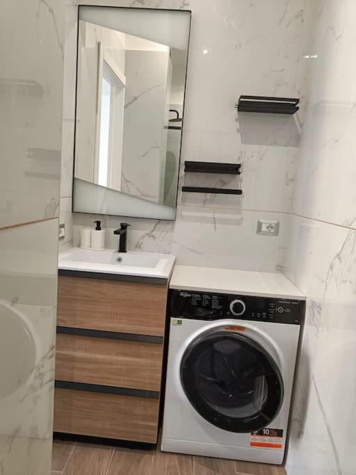 Lucania25 Milan Exterior photo